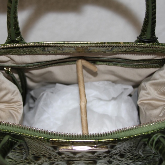 NWT Brahmin Small Caroline Cacti Green Melbourne Purse - Picture 6 of 7